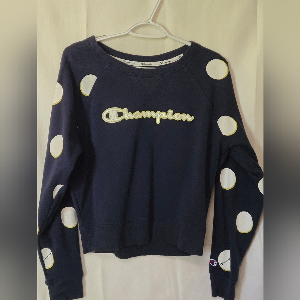 Navy Blue w Lime Green Champion Sweatshirt. Only Worn Once. Size Medium (M)